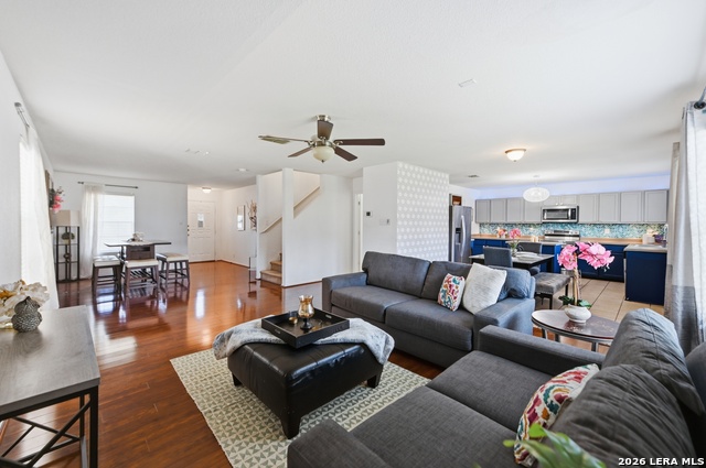 24623 Hickory Meadow Property Photo 4