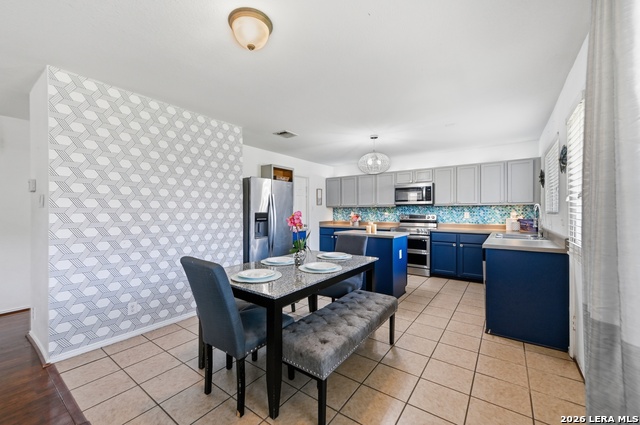 24623 Hickory Meadow Property Photo 10