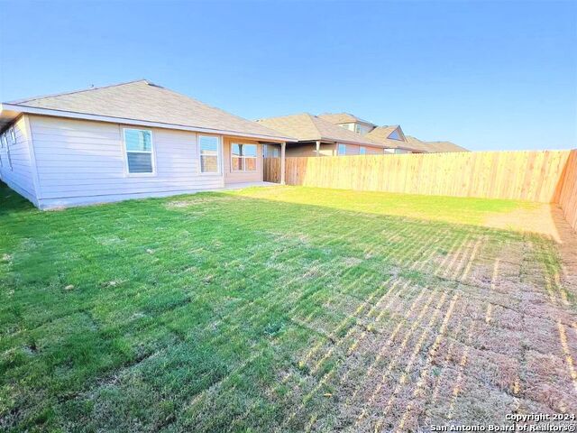 13206 Whisper Bend Property Photo 14