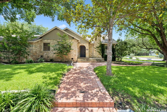 102 NACOGDOCHES RD Property Photo 1