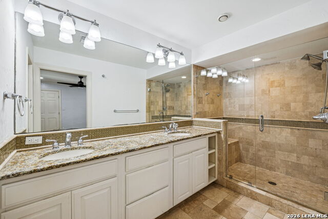 102 Nacogdoches Rd Property Photo 17