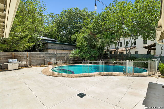 102 Nacogdoches Rd Property Photo 26