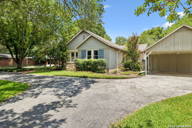 102 Nacogdoches Rd Property Photo 29