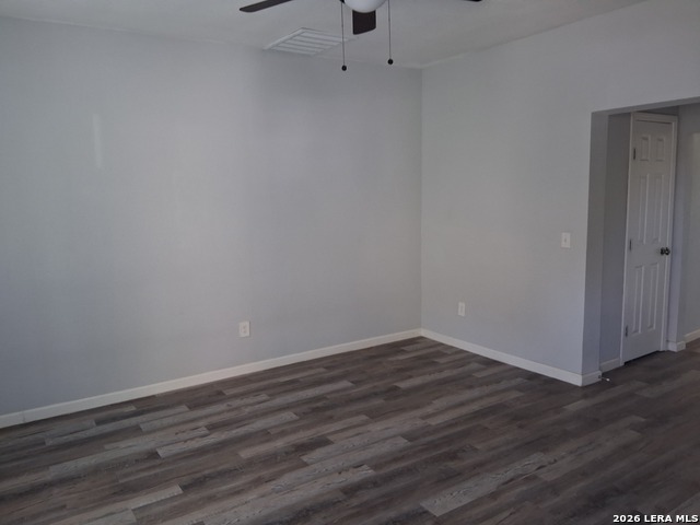 539 Hicks Property Photo 3