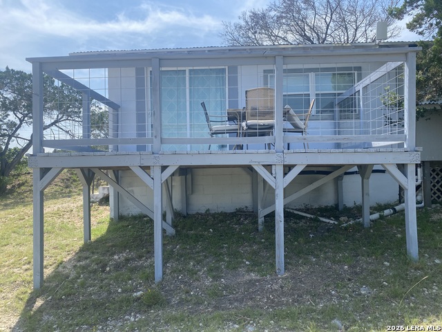 560 Mountain Dr Property Photo 6