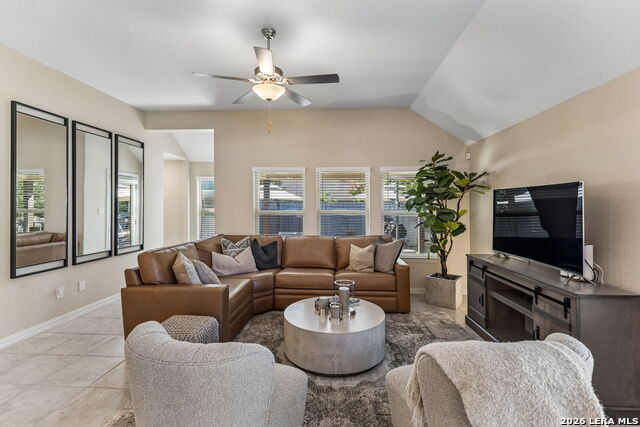 8512 Regusci Grv Property Photo 15