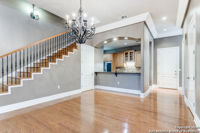 7897 Broadway Property Photo 9