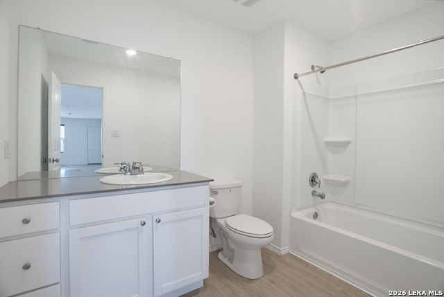 11711 Field Briar Property Photo 14