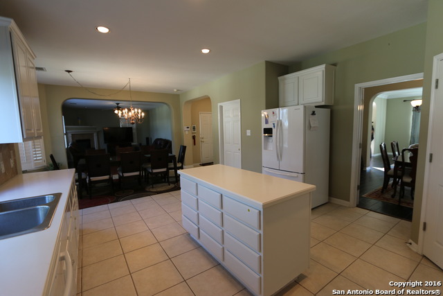 21010 Wild Springs Dr Property Photo 14