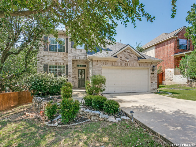 822 Tiger Lily Property Photo 1