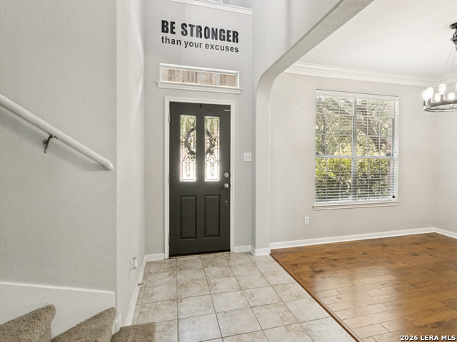 822 Tiger Lily Property Photo 5
