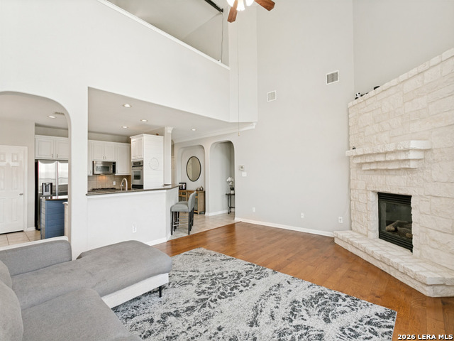 822 Tiger Lily Property Photo 7
