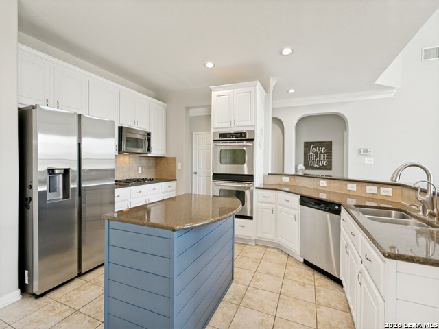 822 Tiger Lily Property Photo 11