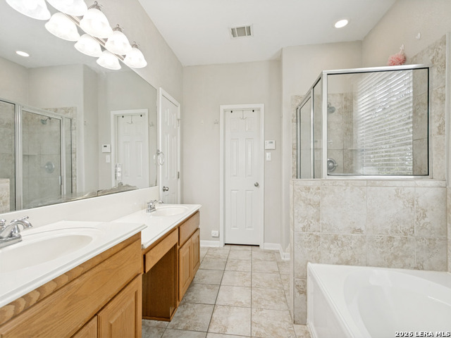 822 Tiger Lily Property Photo 15