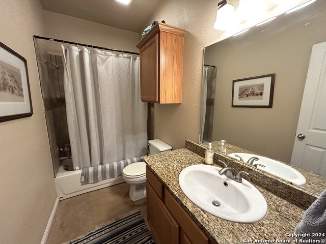 619 Lindheimer St Property Photo 14