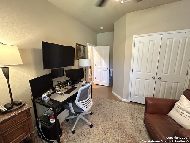619 Lindheimer St Property Photo 15