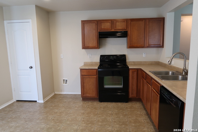 10018 Southern Sun Property Photo 5