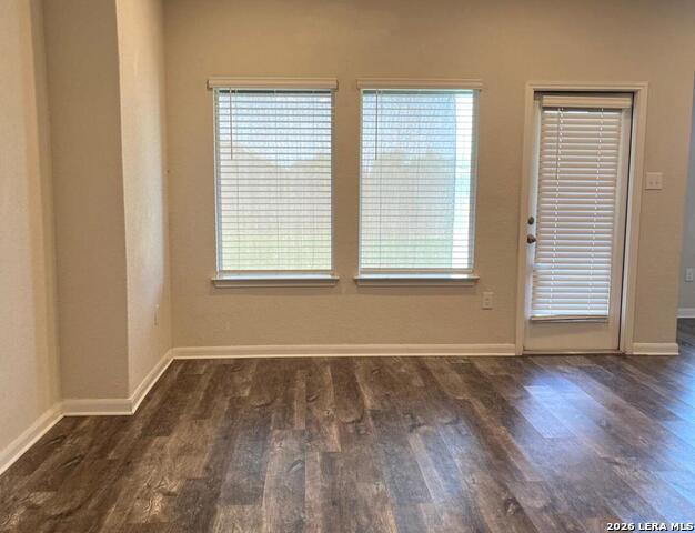 2118 Silver Maple Property Photo 6