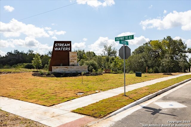 138 Stream St Property Photo 24
