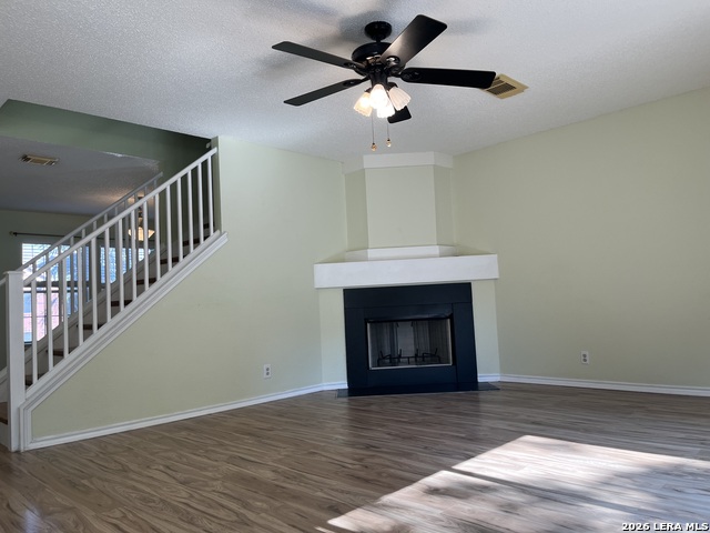 10403 Pelican Oak Dr Property Photo 7