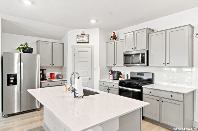 14302 Lavaca Spgs Property Photo 16