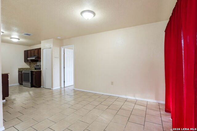 8619 8th St Property Photo 5