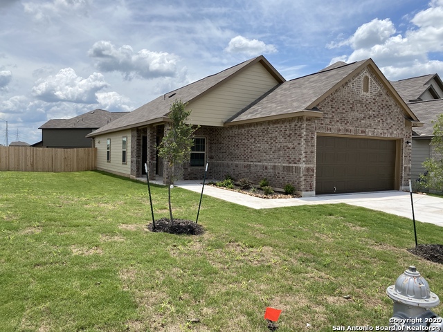8226 Noble Crst Property Photo 2