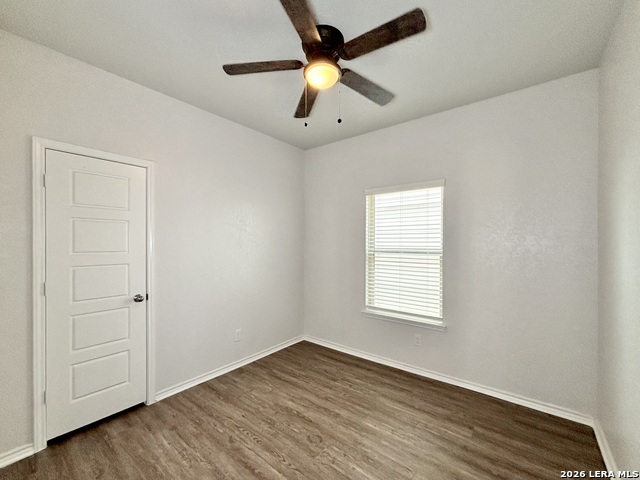 8226 Noble Crst Property Photo 11