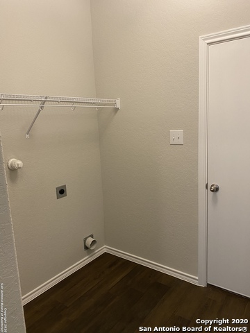 8226 Noble Crst Property Photo 15
