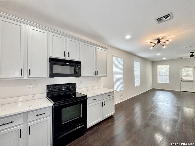 726 Silverado Way Property Photo 4