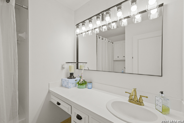 7926 Broadway Property Photo 17