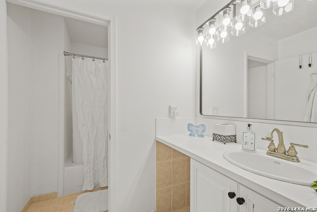 7926 Broadway Property Photo 18