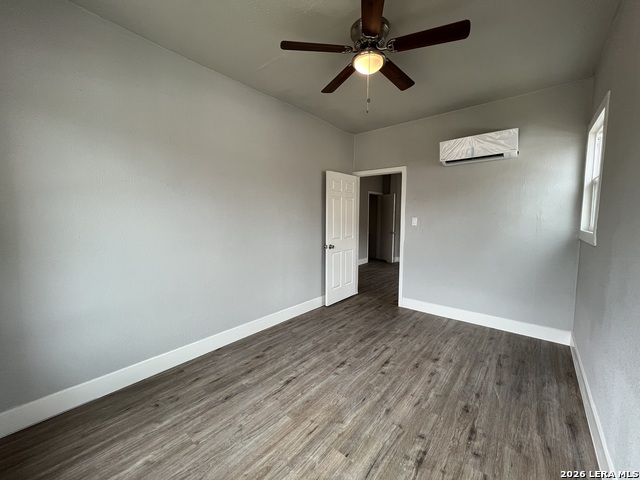 101 Stanley Ct Property Photo 5