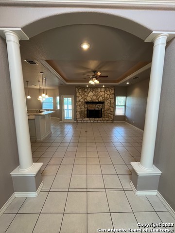1835 White Tail Ln Property Photo 6