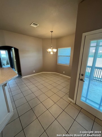 1835 White Tail Ln Property Photo 9