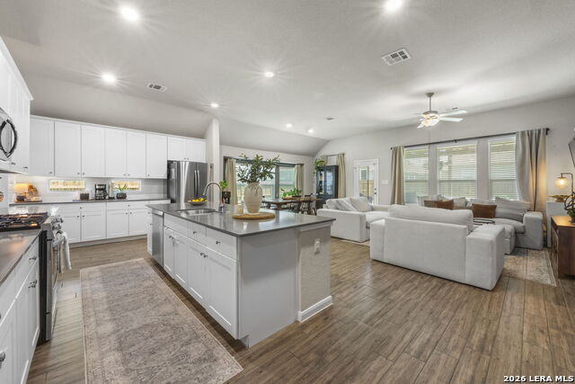 31752 Meander Ln Property Photo 1