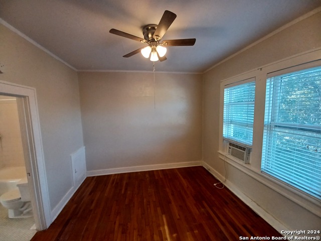 127 W Magnolia Ave Property Photo 9