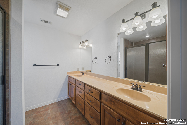 1634 Sunblossom Cir Property Photo 18