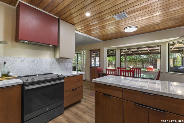 8603 Bristlecone Property Photo 9