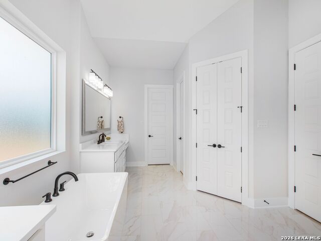 20207 Bella Sky Property Photo 15