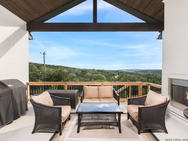 20207 Bella Sky Property Photo 22