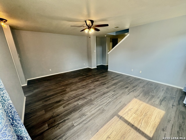124 Booker Palm Property Photo 8