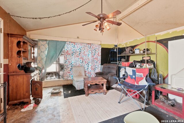 5675 Castle Glade Property Photo 4