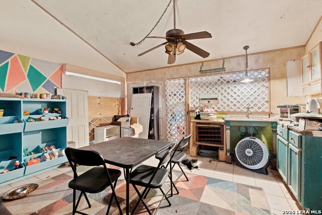 5675 Castle Glade Property Photo 6