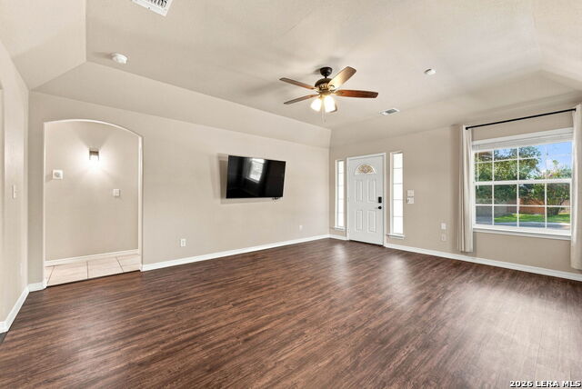 11707 Jarvis Dr Property Photo 3