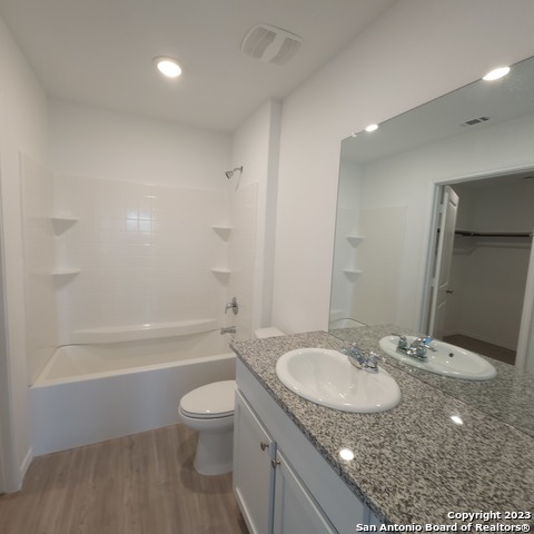 10146 Asta Trl Property Photo 17