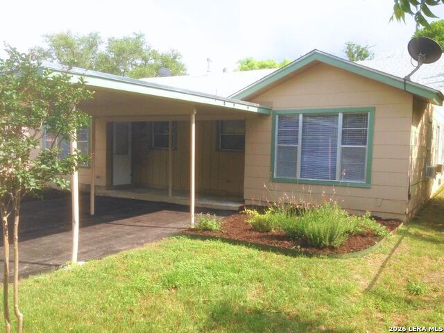 622 Bexar Property Photo 1