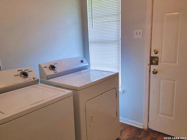 622 Bexar Property Photo 11