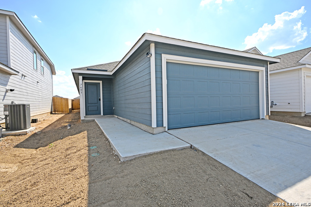 7603 Adam Star Property Photo 1