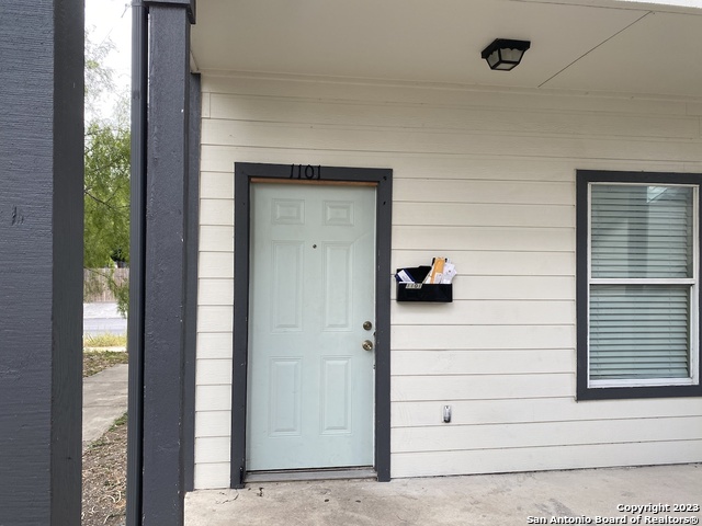 1707 Dawson St Property Photo 2